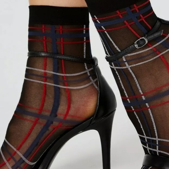 I▪︎N▪︎C Plaid, anklet socks, sheer, OS- 1 pair - Picture 5 of 6